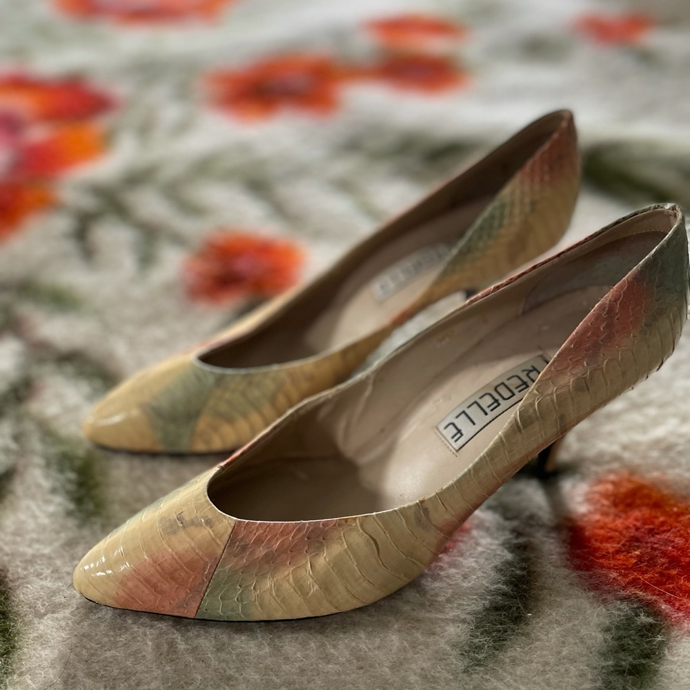 1980s tie dye python pumps